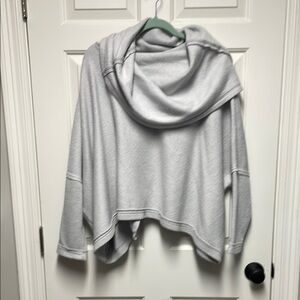 Women's Gray Sweater